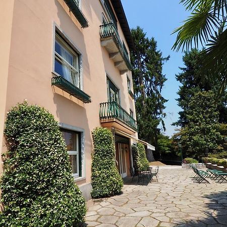 Casa Mondadori Bed & Breakfast Meina Eksteriør bilde