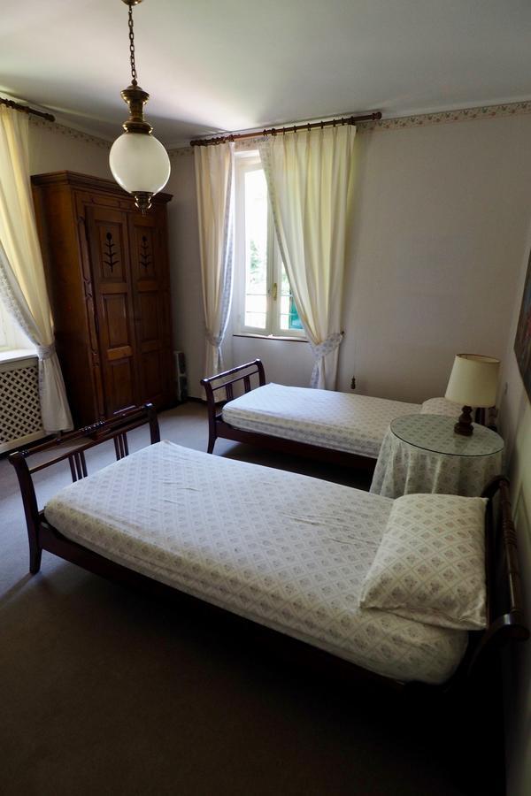Casa Mondadori Bed & Breakfast Meina Eksteriør bilde